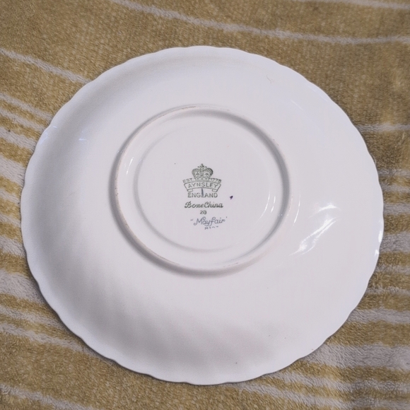 Aynsley Mayfair bone china teacup saucer - Picture 3 of 4